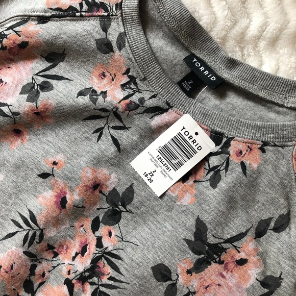 Torrid HeatherGrey Floral Fleece Raglan Sweatshirt - Picture 9 of 10